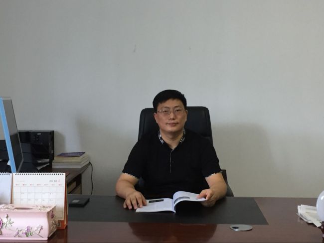 |李秋君|常务jrs篮球直播_nba直播吧极速体育_nba直播网jrs